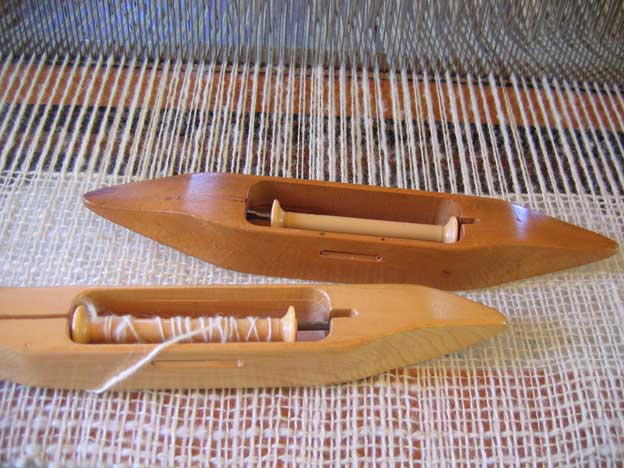 weaving shuttles